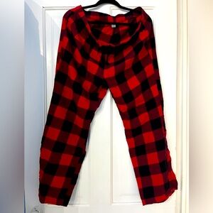 Old Navy Buffalo Plaid Pajama Bottoms